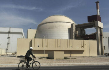 Ρωσία: Απομακρύνει σχεδόν όλο της το προσωπικό από τον πυρηνικό σταθμό του Μπουσέρ