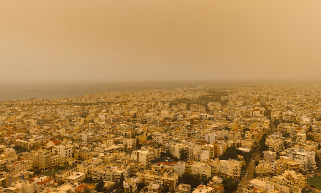 Καιρός: Αφρικανική σκόνη από Τρίτη μέχρι Πέμπτη – Φτάνει τους 25 βαθμούς η θερμοκρασία – Νεφώσεις και λασποβροχές