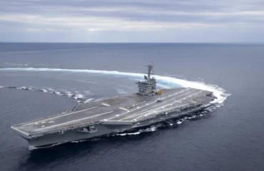 Το αεροπλανοφόρο «USS Αbraham Lincoln» εισήλθε στον Κόλπο του Ομάν: Βρίσκεται 200 χλμ. νότια των ιρανικών ακτών