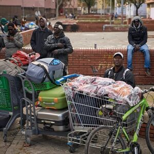 Πέδρο Σάντσεθ: Ανακοίνωσε τη νομιμοποίηση μισού εκατομμυρίου μεταναστών – «Τους έχουμε ανάγκη»