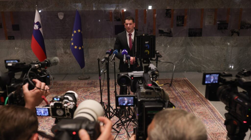 Σλοβενία: Εξετάζει το ενδεχόμενο διενέργειας δημοψηφίσματος για αποχώρηση από το ΝΑΤΟ!