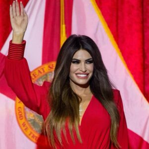 Επίθεση της Daily Mail στην Κίμπερλι Γκίλφοϊλ για «σπάταλη θητεία»