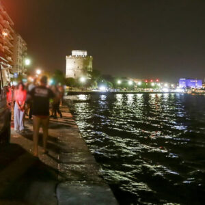 Θεσσαλονίκη: Άνδρας σε κατάσταση μέθης έπεσε μέσα στον Θερμαϊκό