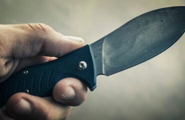 Παλαιστίνιοι «κονταροχτυπήθηκαν» με μαχαίρια στο Ηράκλειο για ασήμαντη αφορμή