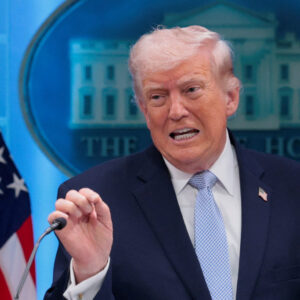 Δεν κρύβεται πλέον ο Ν.Τραμπ: Σκέφτεται να εισβάλει άμεσα στην Κούβα – «Μπορεί να περάσουμε από εκεί μετά το Ιράν»!