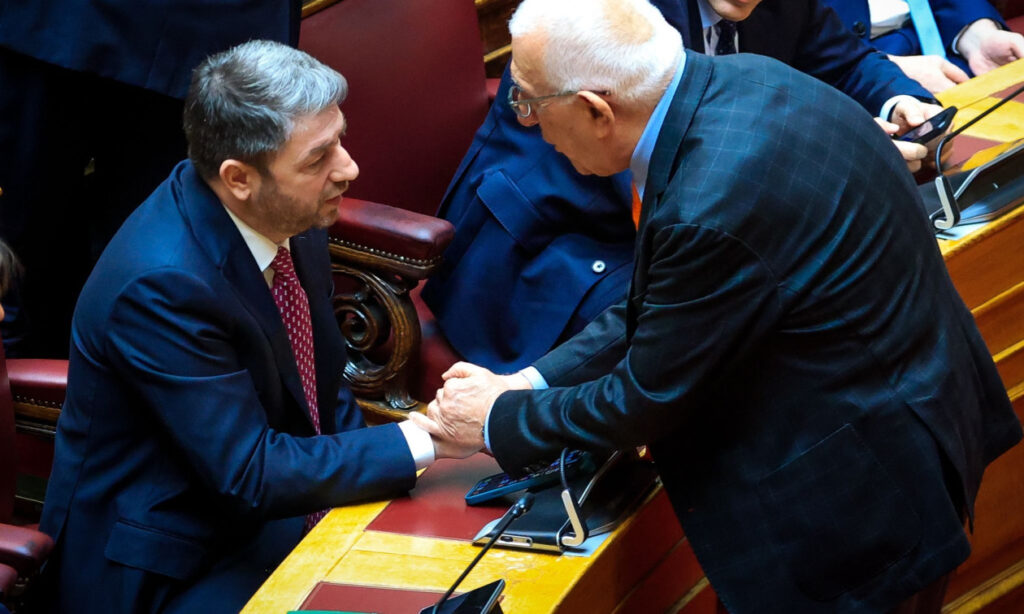 Επικοινωνία Ν.Ανδρουλάκη – Ν.Κακλαμάνη για αναβολή της αυριανής συζήτησης στη Βουλή λόγω Γ.Μυλωνάκη