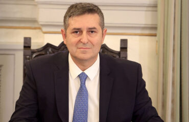 Σε κρίσιμη κατάσταση με εγκεφαλικό επεισόδιο ο υφυπουργός παρά τω πρωθυπουργώ Γιώργος Μυλωνάκης! (upd2)