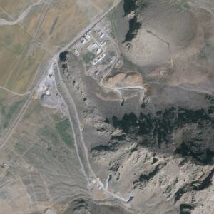 Οι Ιρανοί στην κατάπαυση του πυρός ανασκάπτουν τις υπόγειες πυραυλικές βάσεις που βομβαρδίστηκαν