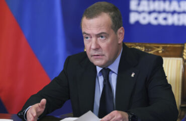 Ν.Μεντβέντεφ σε εταιρείες που κατασκευάζουν drones για Ουκρανία: «Δεν ξέρω πόσο θα κοιμάστε ήσυχα»