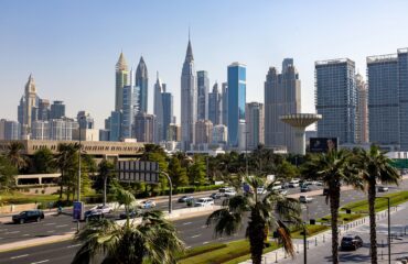 Για να φύγει κάποιος από το Ντουμπάι πρέπει να πληρώσει πρόστιμα 13.000 δολάρια!