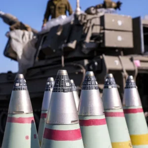 Ανησυχία  στην Ευρώπη: Οι ΗΠΑ θα καθυστερήσουν παραδόσεις όπλων λόγω Ιράν – «Τα αποθέματά μας εξαντλήθηκαν»