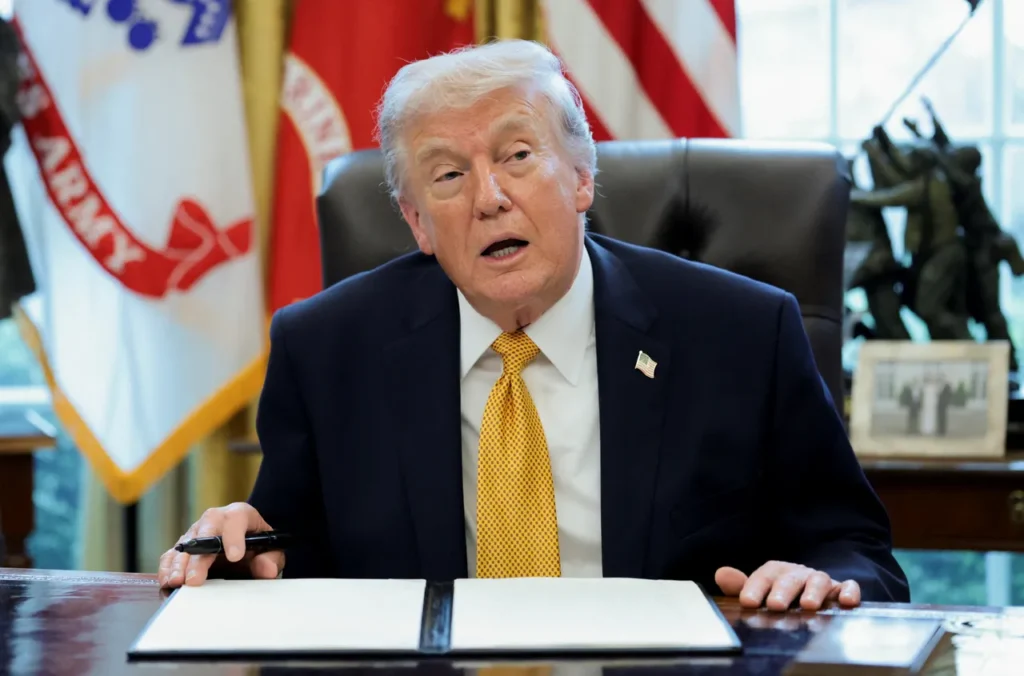 Ν.Τραμπ: «Μικρή παράκαμψη σε μια αξιαγάπητη χώρα ο πόλεμος κατά του Ιράν»