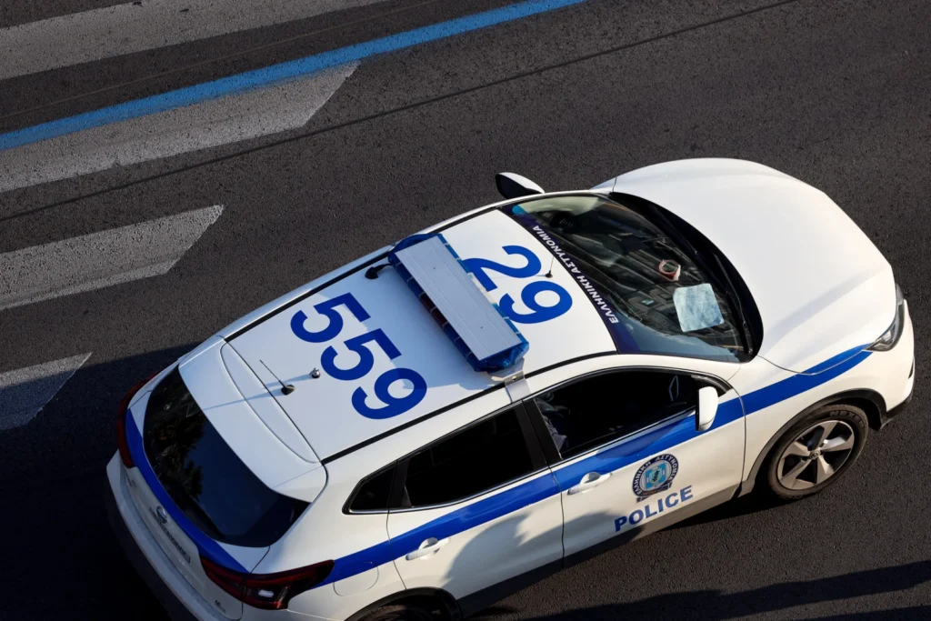 Λάρισα: Δικογραφίες σε βάρος τεσσάρων ατόμων για περιστατικά αθλητικής βίας – Εντοπίστηκαν μαχαίρια και σπαθιά