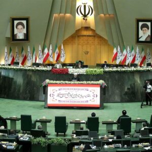 “Power game” στην Τεχεράνη: Πολιτική ηγεσία σε «αναμέτρηση» με τους «Φρουρούς» για το εμπλουτισμένο ουράνιο