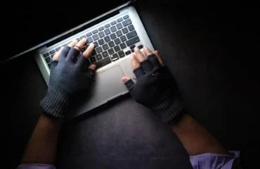 Συνελήφθη 46χρονος για παιδική πορνογραφία: Kατείχε και διαμοίραζε χιλιάδες αρχεία σεξουαλικής κακοποίησης ανηλίκων