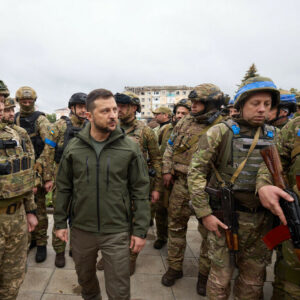 Ψυχρολουσία στο Κίεβο: Ζελένσκι – «Η Λευκορωσία δημιουργεί μυστικά περάσματα προς την Ουκρανία – Την βοηθά η Ρωσία»