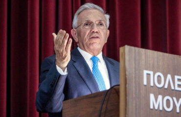 Γιάννης Βαληνάκης: «Η επόμενη “μετά-Νετανιάχου” ημέρα μπορεί να είναι δύσκολη για τον Ελληνισμό»