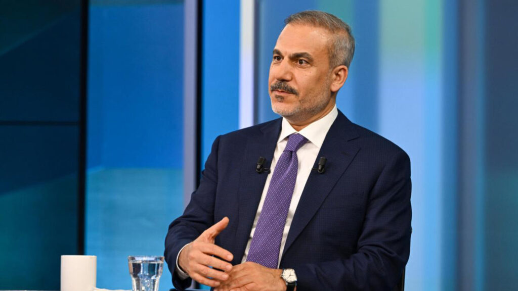 Πρωτοφανής εμμονή Χ.Φιντάν για την συμμαχία Ελλάδας και Ισραήλ – Τρομερά ενοχλημένος ο Τούρκος υπ. Εξωτερικών