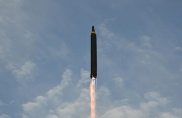 Η Βόρεια Κορέα εκτόξευσε βαλλιστικό πύραυλο προς τη Θάλασσα της Ιαπωνίας