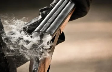 Τραγωδία στην Πάτρα: Έβαλε φωτιά στο σπίτι του και αυτοκτόνησε – Δεν άντεξε την απώλεια της αδερφής του