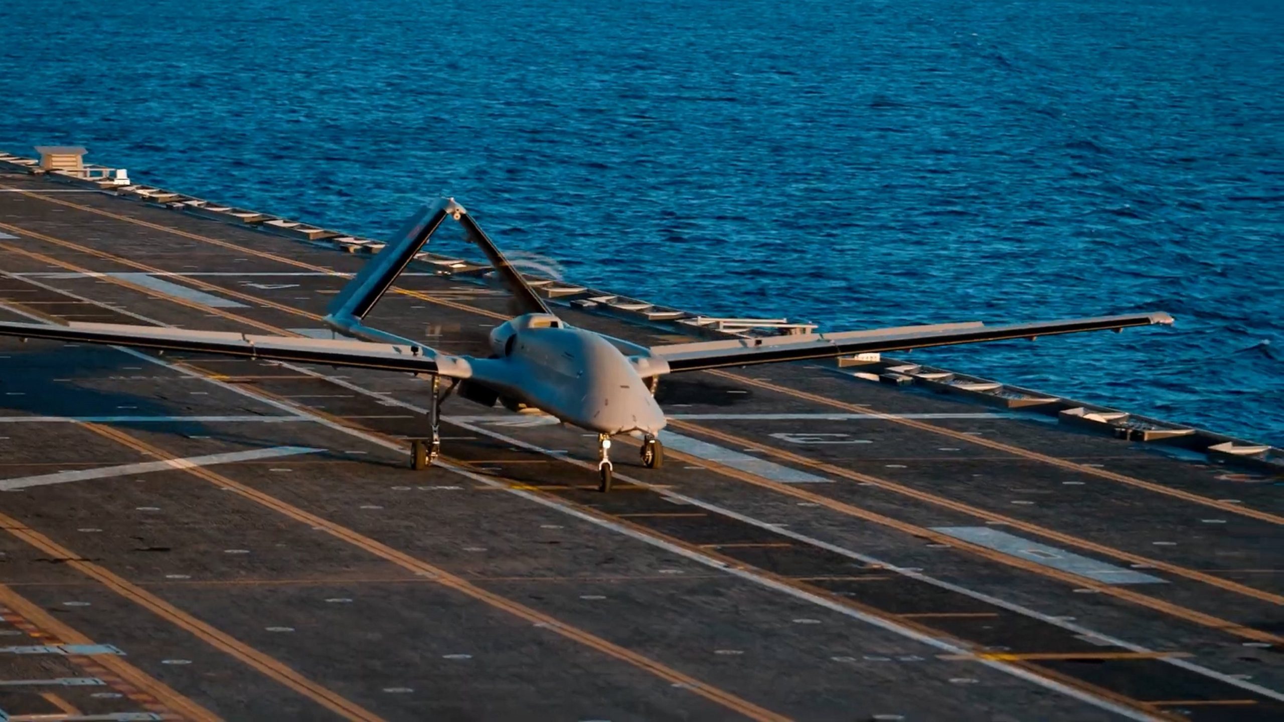 Η Ιταλία προχωρά στην αγορά των τουρκικών Bayraktar TB3: Θα τα «ενσωματώσει» στο αεροπλανοφόρο Cavour (βίντεο)