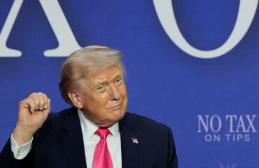 Δηλώσεις-απειλή από Ν.Τραμπ σε Ιράν: «Ή συμφωνία ή θα καταστρέψουμε κάθε εργοστάσιο και γέφυρα»