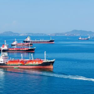 Ούτε μία ημέρα δεν άντεξαν ανοιχτά τα Στενά του Ορμούζ: Η Τεχεράνη τα «έκλεισε»