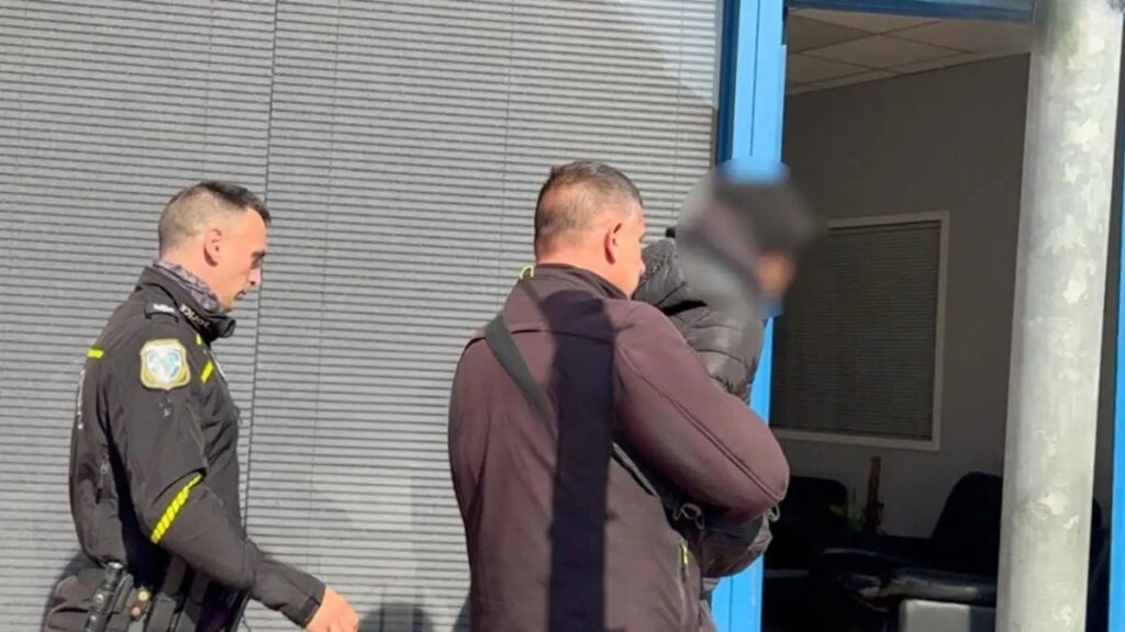Ο Σουδανός που παρέσυρε την 16χρονη στη Λιοσίων είχε συλληφθεί ξανά για εμπόριο ναρκωτικών κοντά σε σχολεία