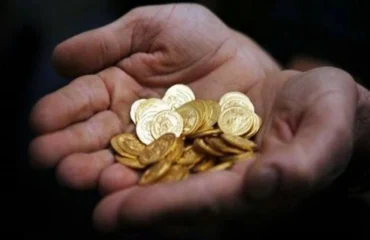 Βόλος: 28χρονος παρίστανε τον λογιστή – Ηλικιωμένη τον πίστεψε και του έδωσε χρυσές λίρες