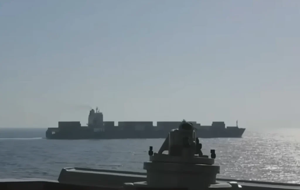 Βίντεο με το ρεσάλτο των αμερικανικών δυνάμεων στο ιρανικό πλοίο – «Eκκενώστε το μηχανοστάσιο»!