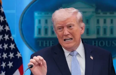 Ντ.Τραμπ: «Το Ιράν έχει παραβιάσει επανειλημμένα την κατάπαυση πυρός»