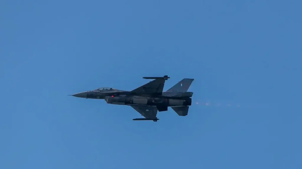 Τουρκία: Συνεχίζει να προκαλεί στο Αιγαίο – Καταγράφηκαν 9 παραβάσεις και 5 παραβιάσεις