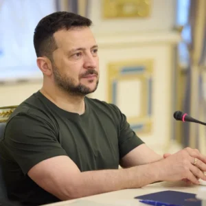 Ο Β.Ζελένσκι έχει κουράσει ακόμη και την Εσθονία με την αντιρωσική υστερία: «Αυτά που λες είναι κουτσομπολιά»