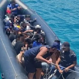 Λιμενικό: Εντοπίσαμε  20 αλλοδαπούς που αποβιβάστηκαν σε παραλία της Ρόδου