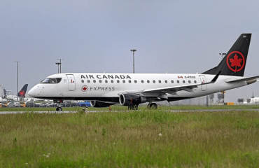 Παραλίγο να συγκρουστούν δύο αεροπλάνα πάνω από το αεροδρόμιο της Ν.Υόρκης: «Διορθώστε την πορεία σας αμέσως»