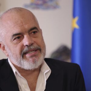 Ε.Ράμα: «Το «δεν είστε απόγονοι του Πλάτωνα» ήταν χιούμορ» – «Τρέφω μεγάλο θαυμασμό για τη χώρα σας»