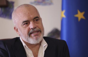 Ε.Ράμα: «Το «δεν είστε απόγονοι του Πλάτωνα» ήταν χιούμορ» – «Τρέφω μεγάλο θαυμασμό για τη χώρα σας»