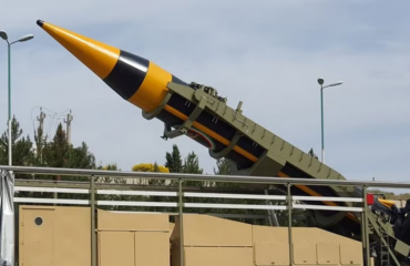 «Παρέλαση» πυραύλων στο Ιράν μετά την ανακοίνωση παράτασης της εκεχειρίας – «Θάνατος στον Μεγάλο Σατανά!» (βίντεο)