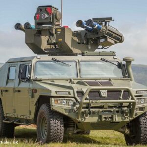 Ισπανία: Η στιγμή που τεθωρακισμένο χάνει το αλεξίπτωτο και συντρίβεται με ορμή στο έδαφος (βίντεο)