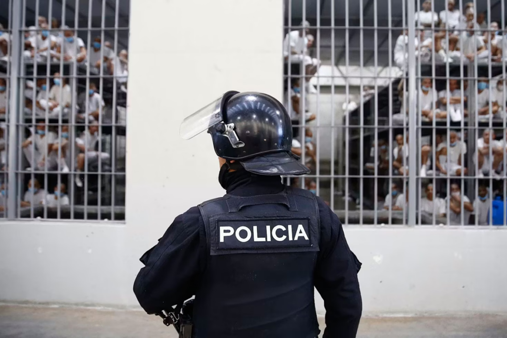 Βενεζουέλα: Τουλάχιστον 5 έγκλειστοι νεκροί κατά τη διάρκεια εξέγερσης σε φυλακή υψίστης ασφαλείας