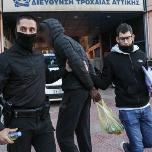 Τροχαίο στη Λιοσίων: Στη φυλακή ο… 16χρονος Σουδανός – Υποστήριξε ότι φοβήθηκε επειδή δεν έχει δίπλωμα