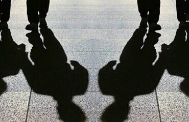 Άγρια συμπλοκή νεαρών γυναικών στην Αγία Βαρβάρα: 19χρονη τραυματίστηκε σε κεφάλι και λαιμό