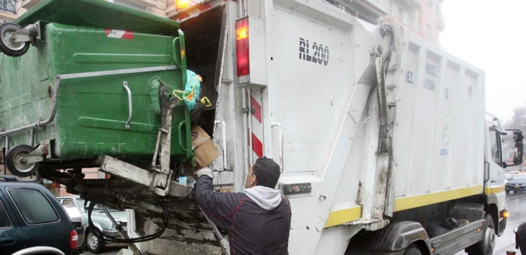 Θεσσαλονίκη: 46χρονος άστεγος κατέληξε μέσα στην πρέσα απορριμματοφόρου – Σώθηκε την τελευταία στιγμή