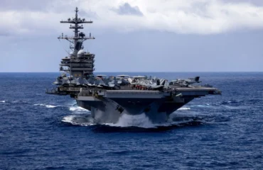 Με ανακοίνωση στα αραβικά οι Αμερικανοί ανακοίνωσαν ότι το αεροπλανοφόρο George Bush καταφθάνει στην Μ.Ανατολή