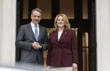 Με την πρωθυπουργό της Λετονίας συναντήθηκε ο Κ.Μητσοτάκης στο Μέγαρο Μαξίμου