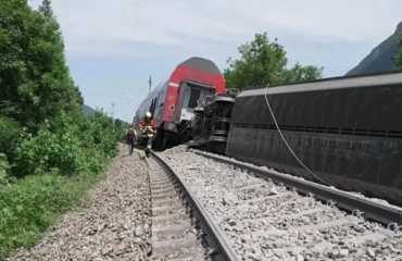 Σύγκρουση δύο τρένων στη Δανία: Πληροφορίες για πολλούς τραυματίες