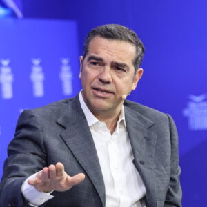 Α.Τσίπρας: «Αποφασίζω να επανέλθω τώρα» – Τι είπε για το νέο κόμμα στο Οικονομικό Φόρουμ των Δελφών