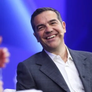 «Πώς θα το λένε το κόμμα;» ρωτήθηκε ο Α.Τσίπρας – «Μαρία» με διάθεση τρολαρίσματος