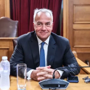 Μ.Βορίδης κατά Α.Σκέρτσου: «Μη μας κάνεις και κριτική – Εμείς παλεύουμε για την ψήφο»