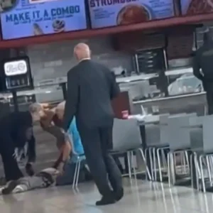 ΗΠΑ: Μαζικοί πυροβολισμοί σε εμπορικό κέντρο της Λουιζιάνα – 6 τραυματίες – Αναφορές για 2 νεκρούς (βίντεο)